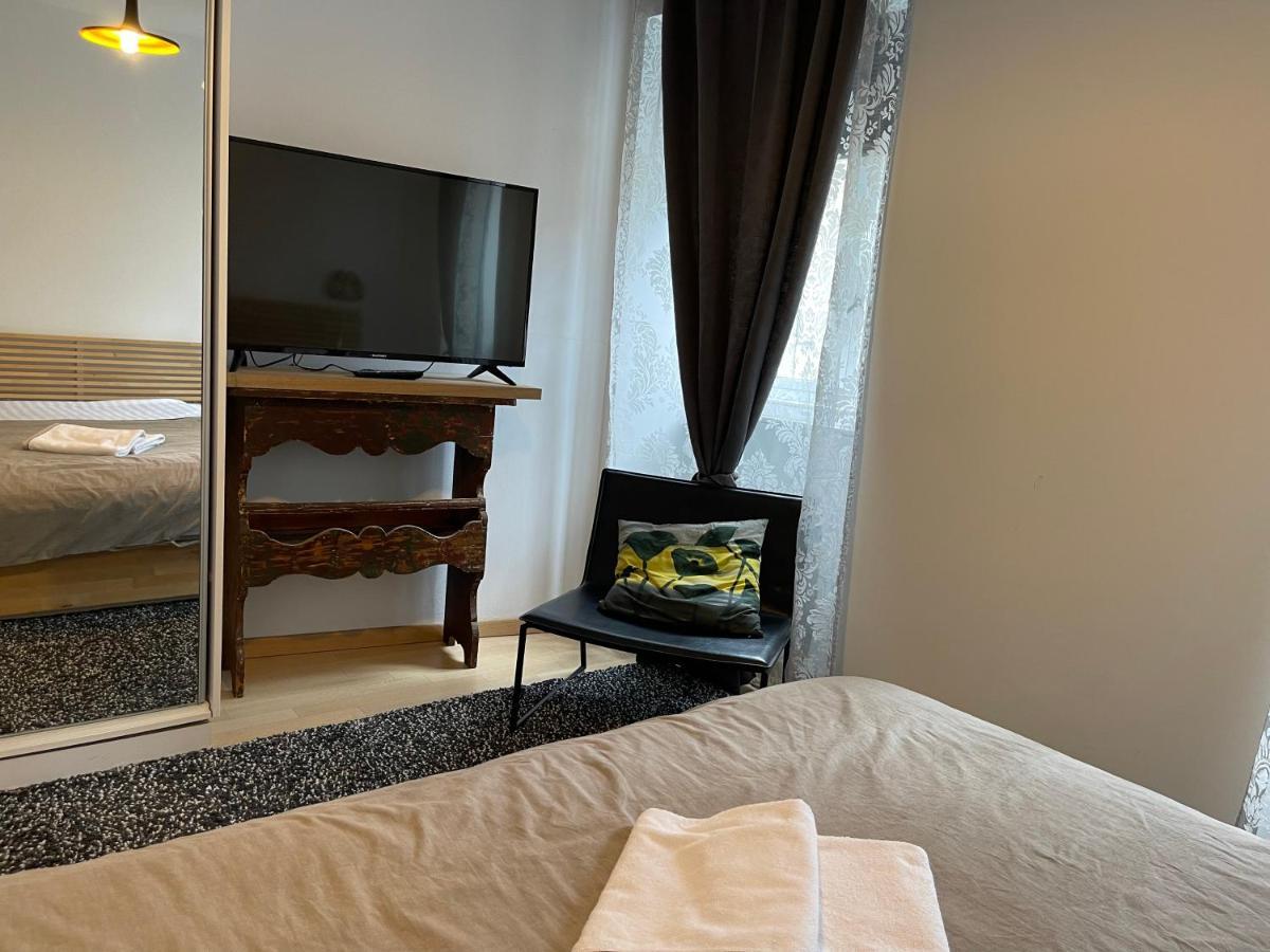 Apartments Kremenic ツレス エクステリア 写真
